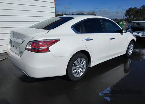 2014 Nissan Altima 2.5 S z USA, uszkodzony, nr VIN 1N4AL3AP2EN236612